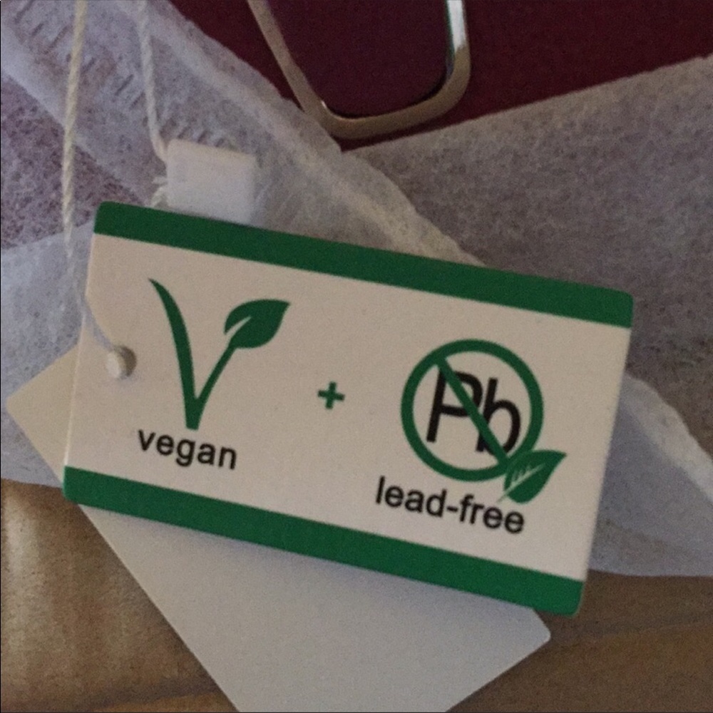 Vegan leather satchel/crossbody bag. NWT - Picture 5 of 5